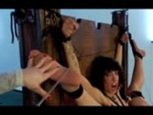 Electro Pain - Lesbian