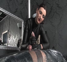 Femdom Hardcore Handjob