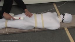 Bodybag Bondage - HD