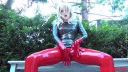 Latex Solo Outdoors