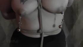 Hanging and bouncing in bondage