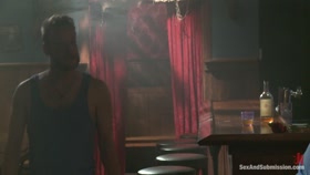 Princess Donna submits on SaS