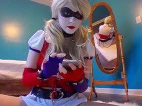 Harley Quinn - Self Bondage