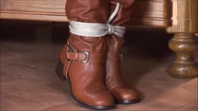 Discopants - Sofa and Ropes