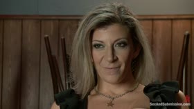 Sara Jay on SaS