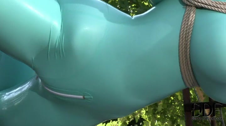 Suspension in Latex