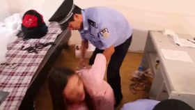Getting Arrested - Chinese