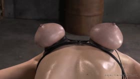 Strict Hardcore Domination for Bella Rossi
