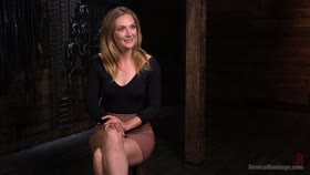 Mona Wales Dominated By the Pope