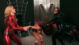 Caught Superheroine