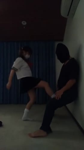 Ballbusting Asian