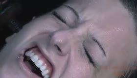 Elise Graves - Hardcore Real Time Shoot