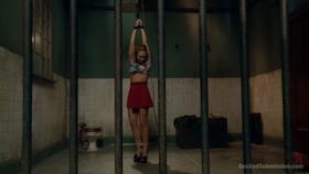 Petite Blonde Ges a Lesson