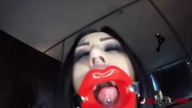 Janey Dove - Rough It Up