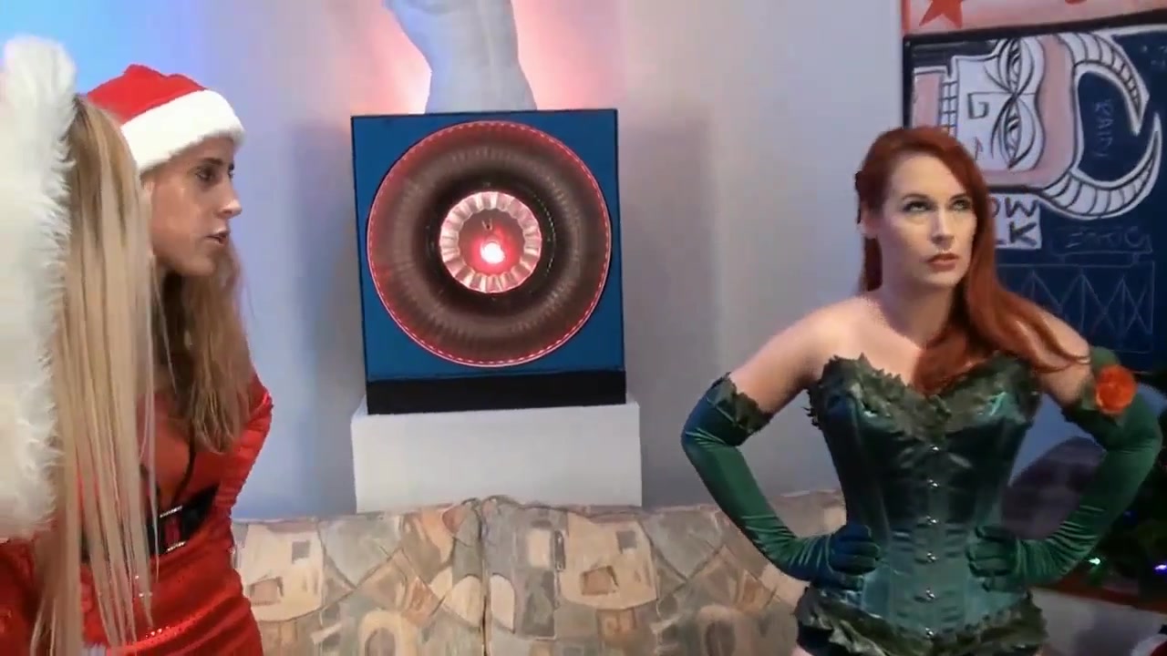 Christmas Elf Superheroine Masturbate Lesbian
