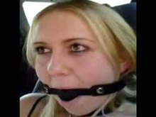 Sklavin im auto