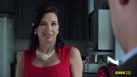 Slutty Veronica Avluv Fucks Daughters