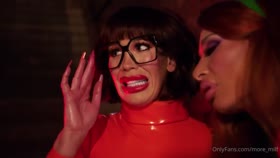 Daphne and Velma Thriller Killer - Cosplay