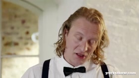 Swinging Sweetheart Ash Hollywood Has a Pussy Pounding Threeway