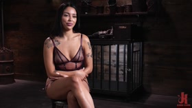 Vanessa Sky: Finding the Pain-Slut Inside
