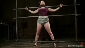 Curvy broad suffers for orgasms then strung up by hair suspension.