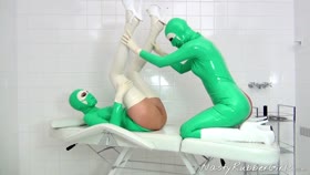 Rubber Girlsvideo0051