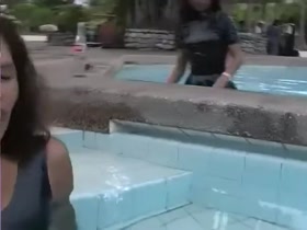 ProduktionsBizarre Spiele scene 5