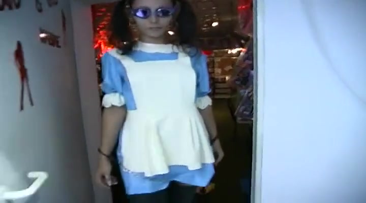 ProduktionsAu Pair Schlampen Scene 2