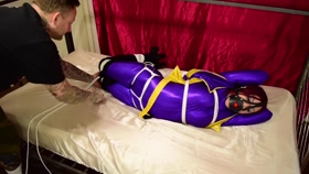HD

Shiny Bound   Sarah Brooke   Batgirl Back Arched