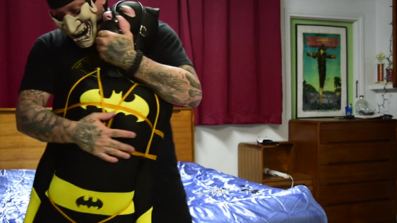 HD

Shiny Bound   Simone   Batgirl Balancing