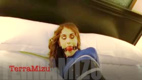 HD

Shiny Bound   Terra Mizu   Tied in Bluesuit