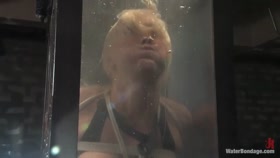 WATER BONDAGE – Samantha Sin