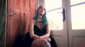 Mona Wales Humiliates Liz Rainbow Beyond Her Sickest Fantasies!