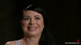 Siouxsie Q vs Claire Adams